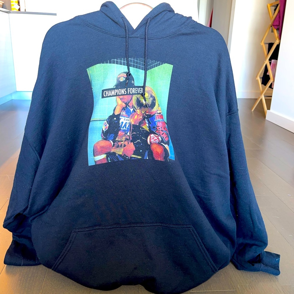 Gildan Kobe Bryant Champions Forever Rare Sweatshirt size 5XL